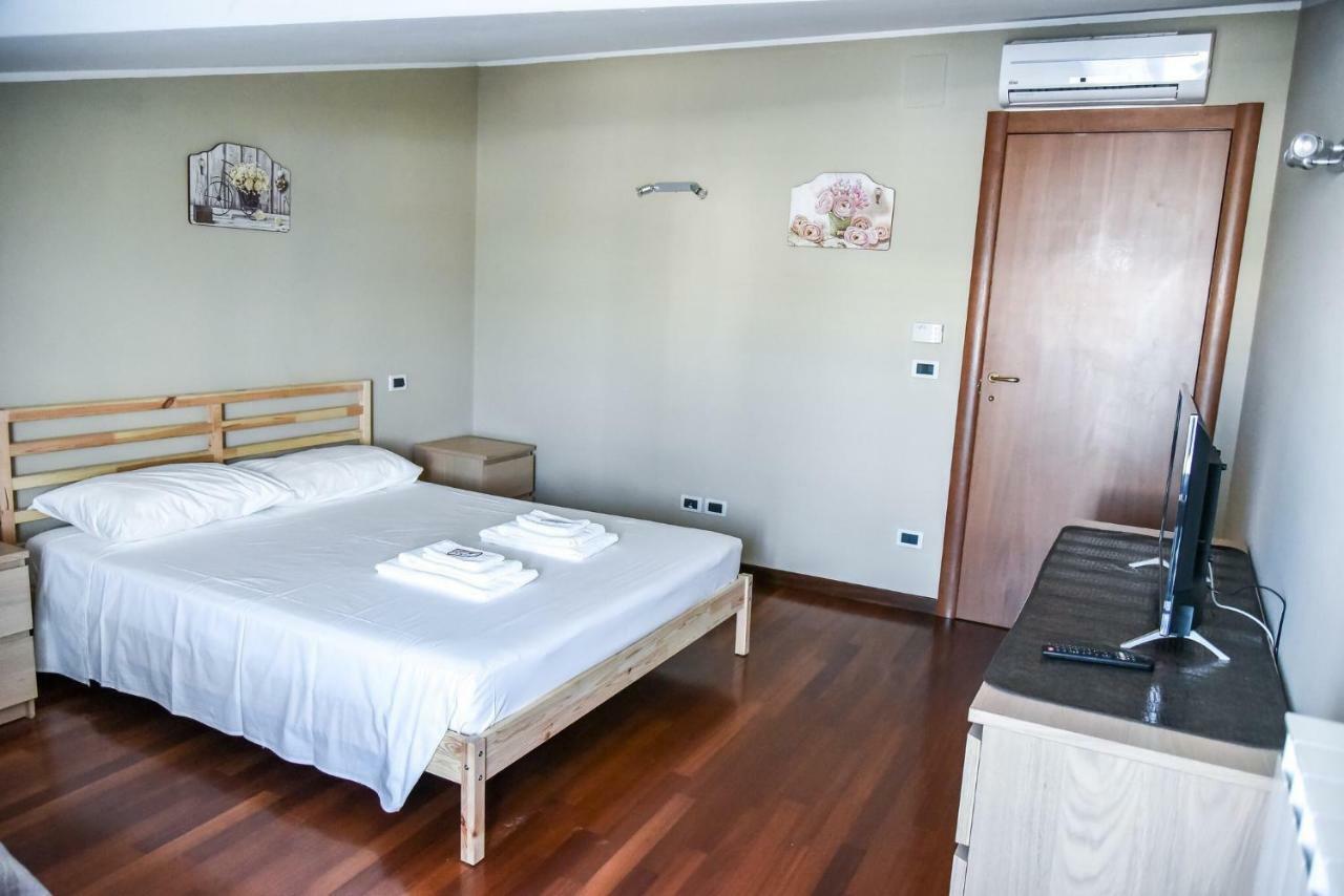 Attic Aries Apartment มอนเตซิลวาโน ภายนอก รูปภาพ