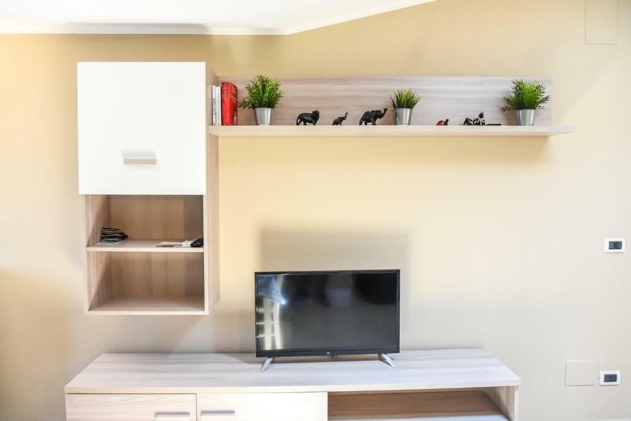 Attic Aries Apartment มอนเตซิลวาโน ภายนอก รูปภาพ